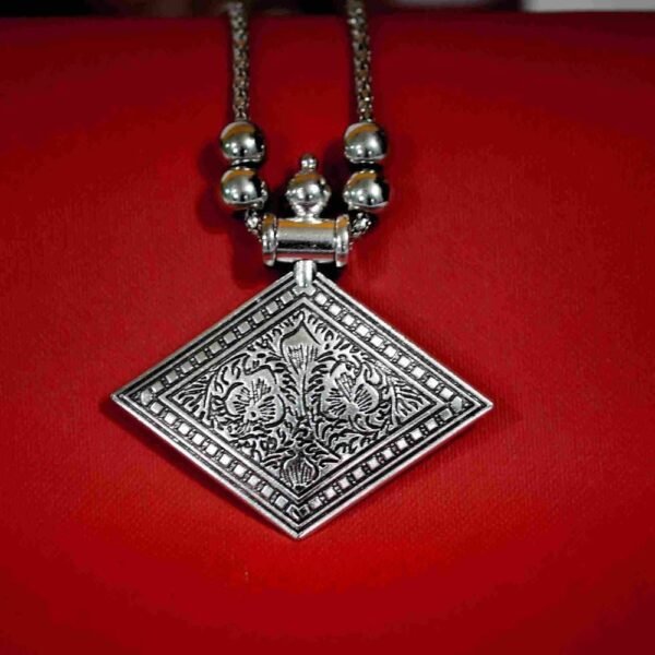 Beautiful Traditional Silver-Plated Oxidised Necklace Set with Earrings