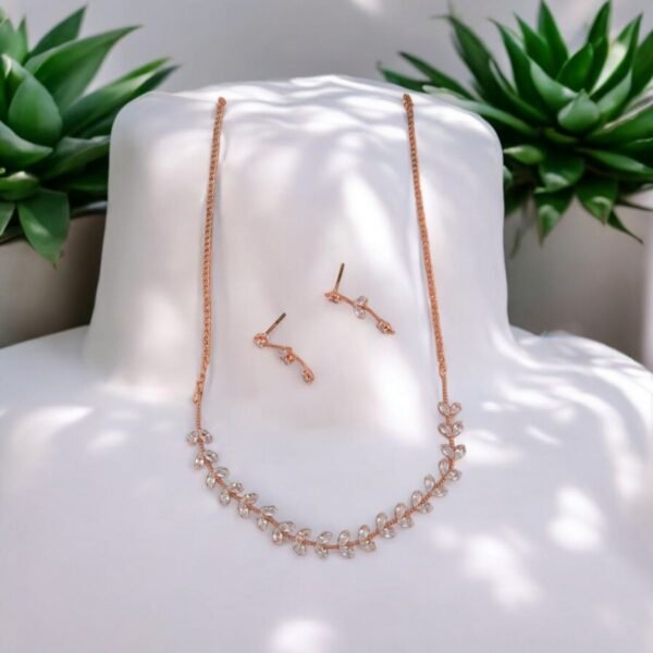 Modern Gold-Plated Leaf Pattern Artificial Necklace Set with Earrings